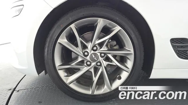2021 Genesis The New G70 Gasoline 2.0T 2WD Sold VIN KMTG341ABMU076758 – photo 34