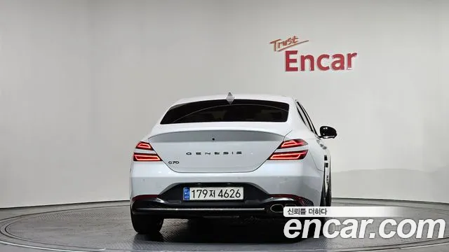 2021 Genesis The New G70 Gasoline 2.0T 2WD Sold VIN KMTG341ABMU077563 – photo 11
