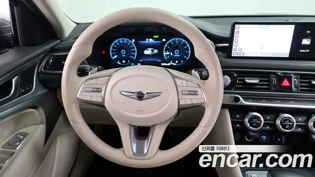 2021 Genesis The New G70 Gasoline 2.0T 2WD Sold VIN KMTG341ABMU077714 – dashboard