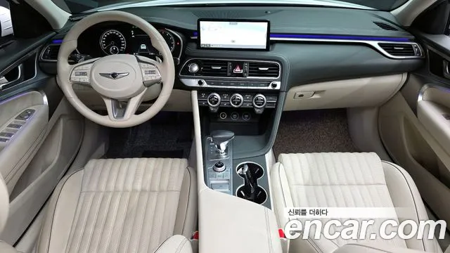 2021 Genesis The New G70 Gasoline 2.0t 2wd Sold VIN KMTG341ABMU078922 – front exterior