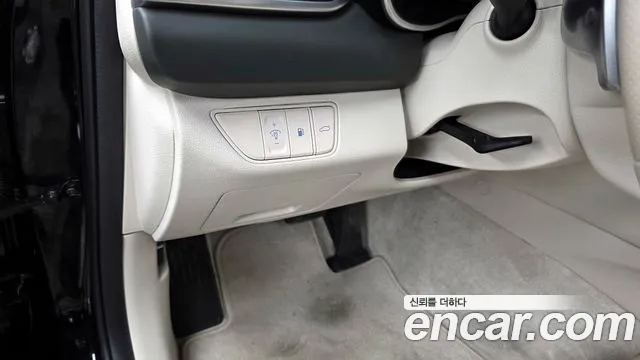 2021 Genesis The New G70 Gasoline 2.0T 2WD Sold VIN KMTG341ABMU083210 – photo 11