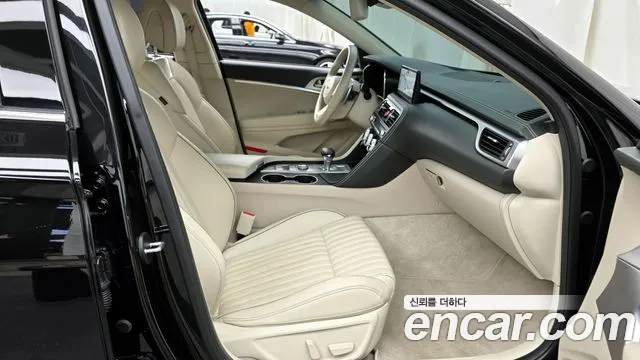2021 Genesis The New G70 Gasoline 2.0T 2WD Sold VIN KMTG341ABMU083210 – photo 14