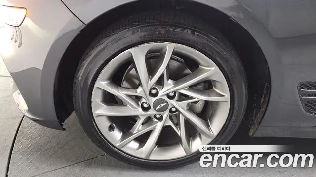 2021 Genesis The New G70 Gasoline 2.0T 2WD Sold VIN KMTG341ABMU084910 – undercarriage