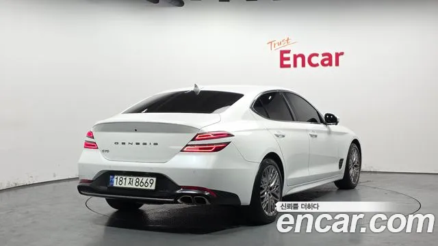 2021 Genesis The New G70 Gasoline 2.0T 2WD Sold VIN KMTG341ABMU089818 – photo 12