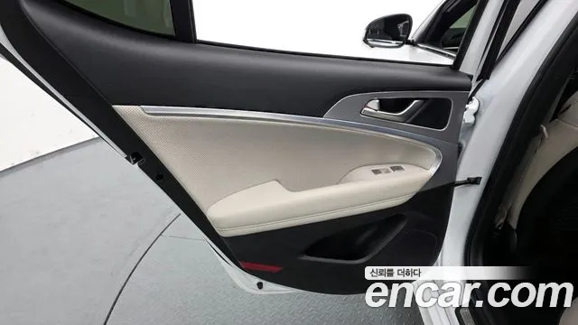 2021 Genesis The New G70 Gasoline 2.0T 2WD Sold VIN KMTG341ABMU089818 – photo 20