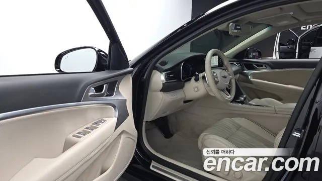 2021 Genesis The New G70 Gasoline 2.0T 2WD Sold VIN KMTG341ABMU090584 – exterior detail 2021 Genesis The New G70 Gasoline 2.0T 2WD Sold VIN KMTG341ABMU090584 – exterior detail