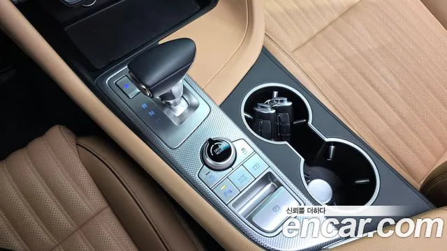 2021 Genesis The New G70 Gasoline 2.0T 2WD Sold VIN KMTG341ABMU094003 – engine bay 2021 Genesis The New G70 Gasoline 2.0T 2WD Sold VIN KMTG341ABMU094003 – engine bay