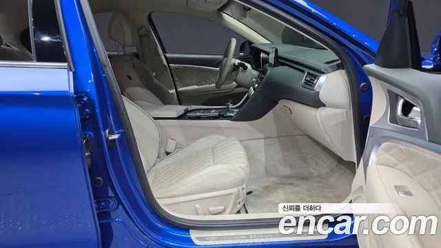 2022 Genesis The New G70 Gasoline 2.0T 2WD Sold VIN KMTG341ABNU101837 – interior seats 2022 Genesis The New G70 Gasoline 2.0T 2WD Sold VIN KMTG341ABNU101837 – interior seats