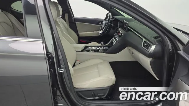 2022 Genesis The New G70 Gasoline 2.0T 2WD Sold VIN KMTG341ABNU105615 – undercarriage 2022 Genesis The New G70 Gasoline 2.0T 2WD Sold VIN KMTG341ABNU105615 – undercarriage