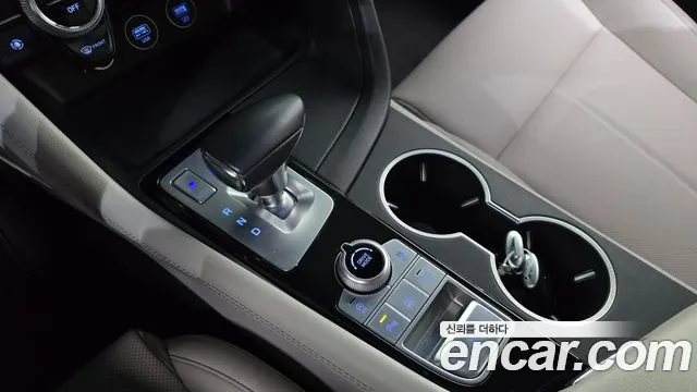 2022 Genesis The New G70 Gasoline 2.0T 2WD Sold VIN KMTG341ABNU105615 – photo 23 2022 Genesis The New G70 Gasoline 2.0T 2WD Sold VIN KMTG341ABNU105615 – photo 23