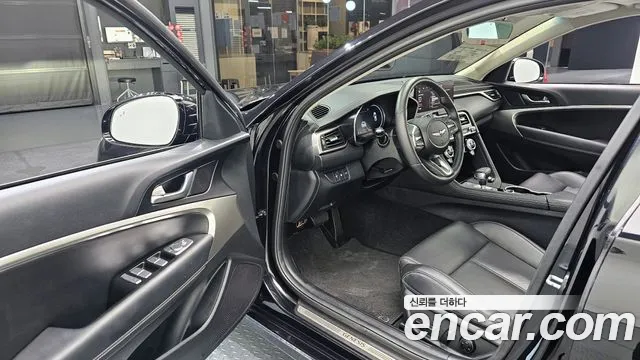 2023 Genesis The New G70 Gasoline 2.0T 2WD Sold VIN KMTG341ABPU116703 – photo 11 2023 Genesis The New G70 Gasoline 2.0T 2WD Sold VIN KMTG341ABPU116703 – photo 11