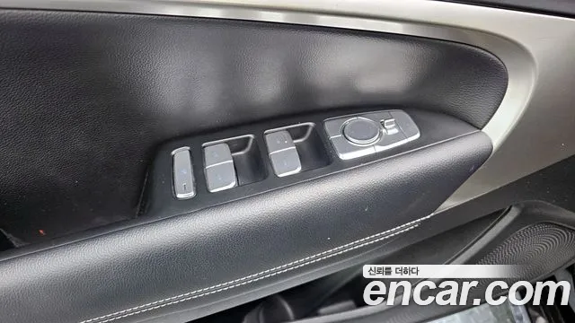 2023 Genesis The New G70 Gasoline 2.0T 2WD Sold VIN KMTG341ABPU116703 – photo 14 2023 Genesis The New G70 Gasoline 2.0T 2WD Sold VIN KMTG341ABPU116703 – photo 14