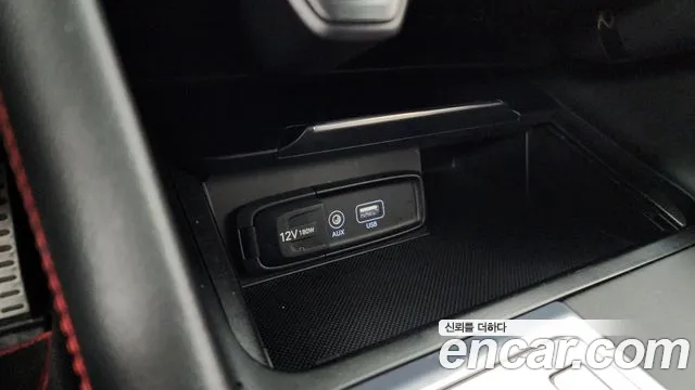 2018 Genesis G70 2.0T AWD Sold VIN KMTG341ADJU001596 – dashboard