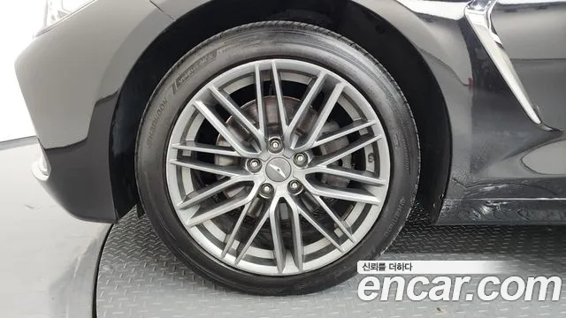 2018 Genesis G70 2.0T AWD VIN KMTG341ADJU003889