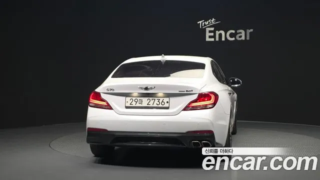 2018 Genesis G70 2.0T AWD VIN KMTG341ADJU004719