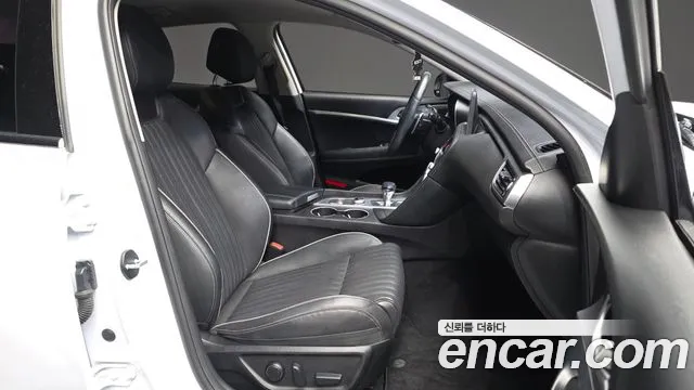 2018 Genesis G70 2.0T AWD Sold VIN KMTG341ADJU004719 – photo 15 2018 Genesis G70 2.0T AWD Sold VIN KMTG341ADJU004719 – photo 15