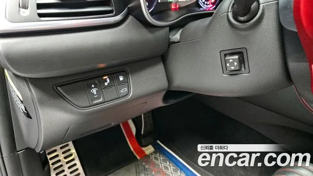 2018 Genesis G70 2.0T AWD Sold VIN KMTG341ADJU010523 – interior seats