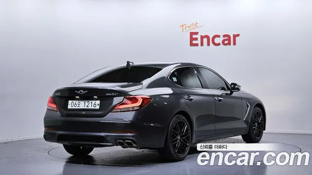 2019 Genesis G70 2.0T AWD Sold VIN KMTG341ADKU030552 – dashboard