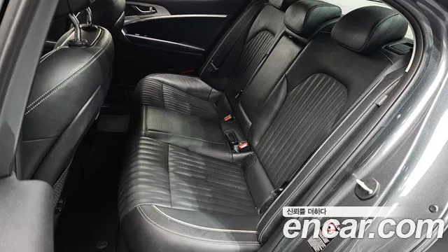 2019 Genesis G70 2.0T AWD Sold VIN KMTG341ADKU030552 – photo 19