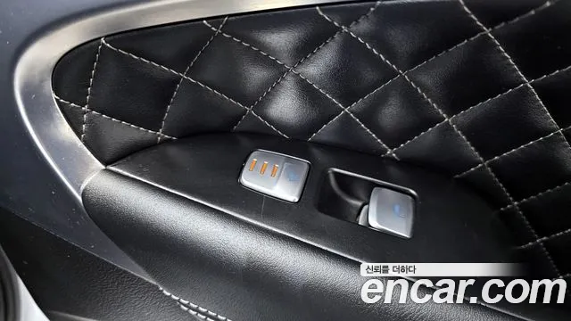 2019 Genesis G70 2.0T AWD Sold VIN KMTG341ADKU041494 – photo 11 2019 Genesis G70 2.0T AWD Sold VIN KMTG341ADKU041494 – photo 11