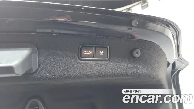 2020 Genesis G70 2.0T AWD Sold VIN KMTG341ADLU060508 – photo 18