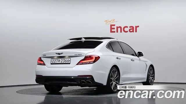 2020 Genesis G70 2.0T Sold VIN KMTG341ADLU068583 – trunk area 2020 Genesis G70 2.0T Sold VIN KMTG341ADLU068583 – trunk area