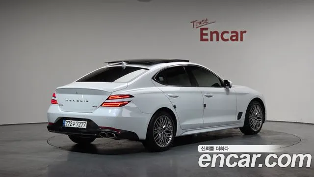 2021 Genesis The New G70 Gasoline 2.0T 4WD VIN KMTG341ADMU079555