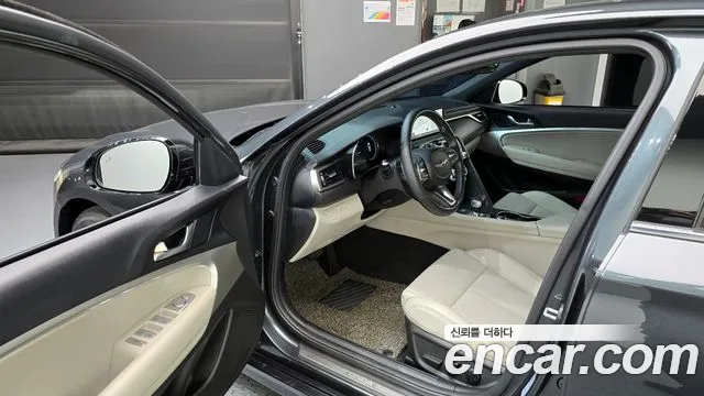 2021 Genesis The New G70 Gasoline 2.0T 4WD Sold VIN KMTG341ADMU080023 – interior seats