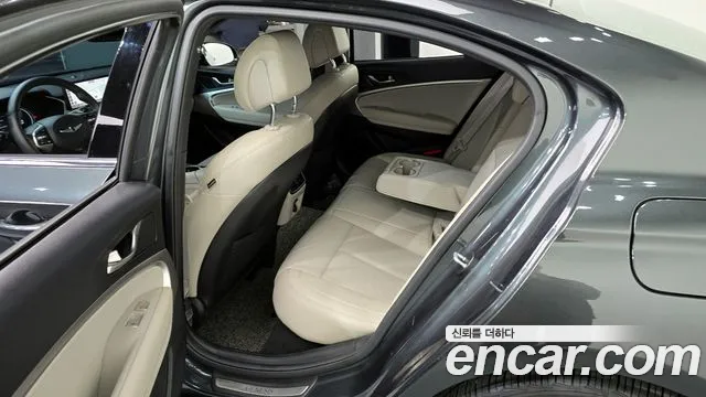2021 Genesis The New G70 Gasoline 2.0T 4WD Sold VIN KMTG341ADMU080023 – photo 18