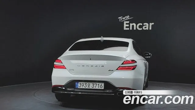 2021 Genesis The New G70 Gasoline 2.0T 4WD VIN KMTG341ADMU083336