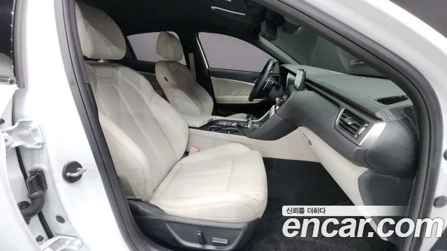 2021 Genesis The New G70 Gasoline 2.0T 4WD Sold VIN KMTG341ADMU083336 – photo 17