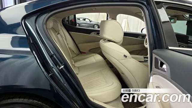 2023 Genesis The New G70 Gasoline 2.0T 4WD Sold VIN KMTG341ADPU111392 – interior seats 2023 Genesis The New G70 Gasoline 2.0T 4WD Sold VIN KMTG341ADPU111392 – interior seats