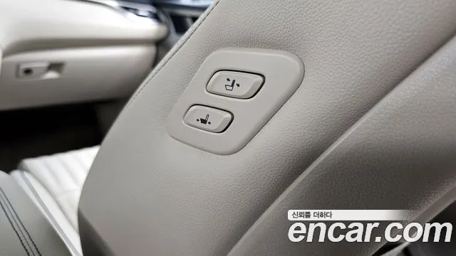 2024 Genesis The New G70 Gasoline 2.5T 2WD Sold VIN KMTG341CBRU129560 – photo 13 2024 Genesis The New G70 Gasoline 2.5T 2WD Sold VIN KMTG341CBRU129560 – photo 13