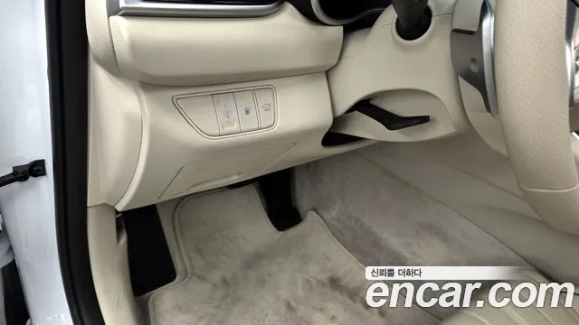 2025 Genesis The New G70 Gasoline 2.5T 2WD Sold VIN KMTG341CBSU151249 – dashboard