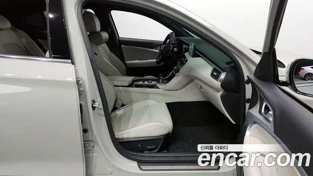 2024 Genesis The New G70 Gasoline 2.5T 4WD Sold VIN KMTG341CDRU132293 – trunk area