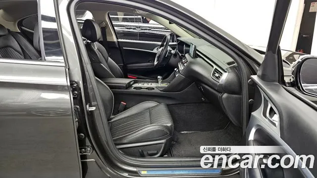 2024 Genesis The New G70 Gasoline 2.5T 4WD Sold VIN KMTG341CDRU132378 – side profile 2024 Genesis The New G70 Gasoline 2.5T 4WD Sold VIN KMTG341CDRU132378 – side profile
