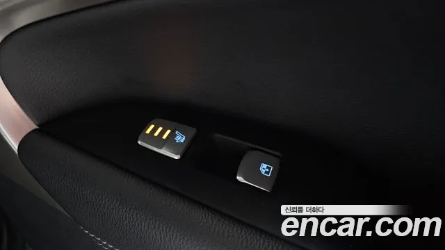2025 Genesis The New G70 Gasoline 2.5T 4WD Sold VIN KMTG341CDSU156448 – photo 18