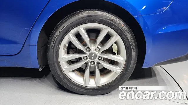 2018 Genesis G70 2.2D AWD VIN KMTG441BDJU022938