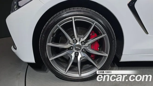 2018 Genesis G70 3.3T Sport AWD Sold VIN KMTG541EDJU023808 – photo 13 2018 Genesis G70 3.3T Sport AWD Sold VIN KMTG541EDJU023808 – photo 13