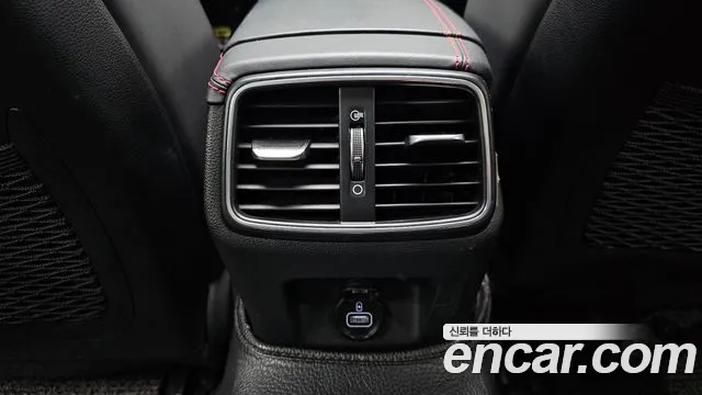 2019 Genesis G70 3.3T Sport AWD Sold VIN KMTG541EDKU029954 – interior seats 2019 Genesis G70 3.3T Sport AWD Sold VIN KMTG541EDKU029954 – interior seats