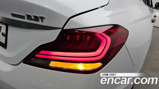 2019 Genesis G70 3.3T Sport AWD Sold VIN KMTG541EDKU029954 – photo 13 2019 Genesis G70 3.3T Sport AWD Sold VIN KMTG541EDKU029954 – photo 13