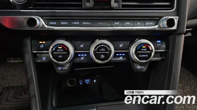 2019 Genesis G70 3.3T Sport AWD Sold VIN KMTG541EDKU029954 – photo 27 2019 Genesis G70 3.3T Sport AWD Sold VIN KMTG541EDKU029954 – photo 27