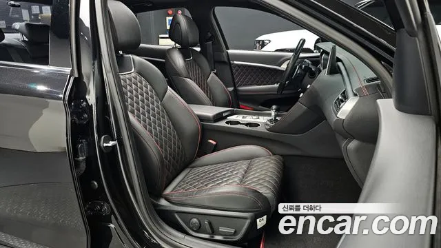 2019 Genesis G70 3.3T Sport AWD Sold VIN KMTG541EDKU036174 – photo 17