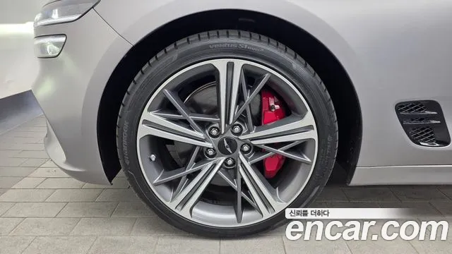 2025 Genesis The New G70 Gasoline 3.3T 2WD Sold VIN KMTG641EBSU157906 – exterior detail