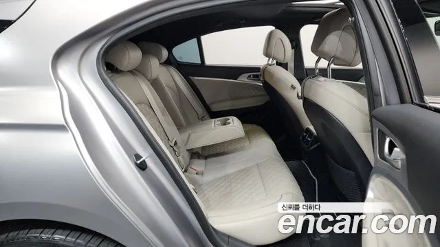 2023 Genesis The New G70 Shooting Brake Gasoline 2.0t 4wd Sold VIN KMTG6G1ADPU108881 – front exterior