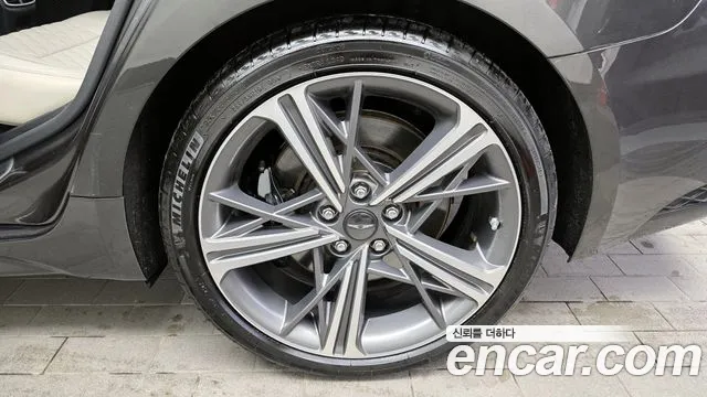2024 Genesis The New G70 Shooting Brake Gasoline 2.5T 4WD Sold VIN KMTG6G1CDRU133726 – photo 15