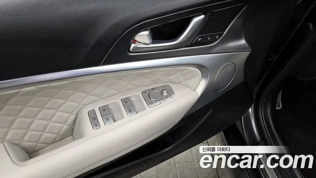 2024 Genesis The New G70 Shooting Brake Gasoline 2.5T 4WD Sold VIN KMTG6G1CDRU133726 – photo 23