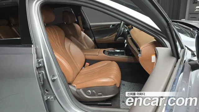 2022 Genesis Electrified G80 (RG3) e-AWD Sold VIN KMTGE411PNU000324 – photo 14 2022 Genesis Electrified G80 (RG3) e-AWD Sold VIN KMTGE411PNU000324 – photo 14