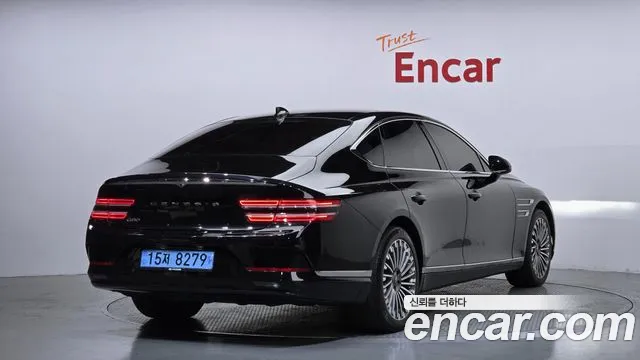 2022 Genesis Electrified G80 (RG3) e-AWD Sold VIN KMTGE411PNU000884 – exterior detail 2022 Genesis Electrified G80 (RG3) e-AWD Sold VIN KMTGE411PNU000884 – exterior detail