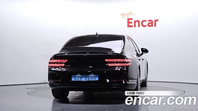 2022 Genesis Electrified G80 (RG3) e-AWD Sold VIN KMTGE411PNU000905 – photo 12